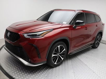Certified 2022 Toyota Highlander XSE