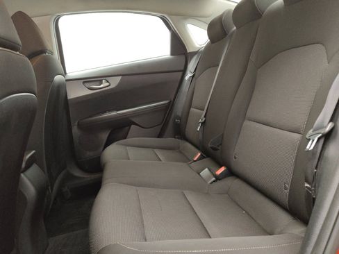 Used 2020 Kia Forte LXS image 18