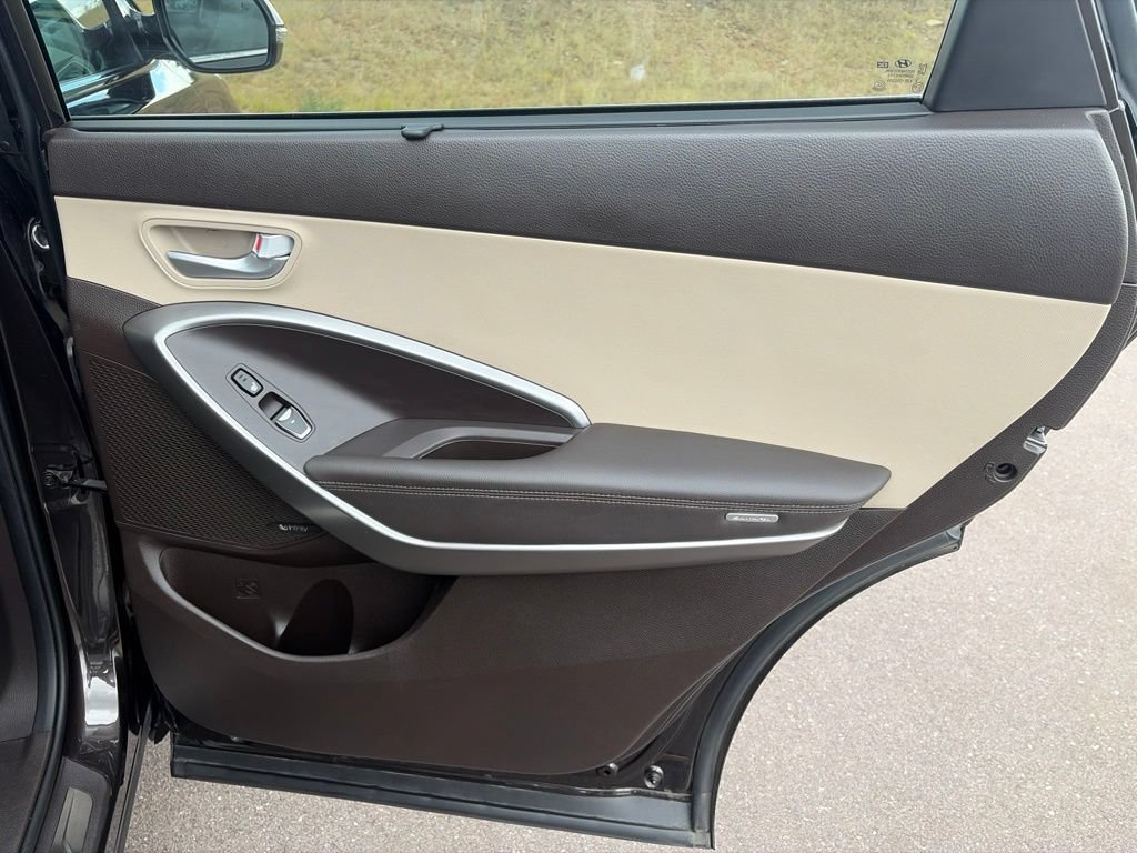 Used 2018 Hyundai Santa Fe FWD image 21