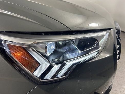 New 2025 Audi Q3 2.0T Premium image 27