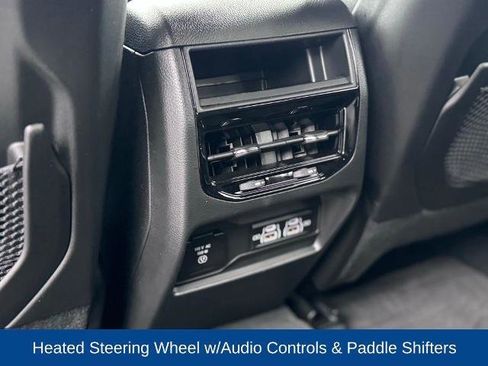 Used 2024 Jeep Grand Cherokee Altitude image 12