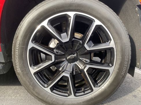 Used 2023 Chevrolet Tahoe RST image 41