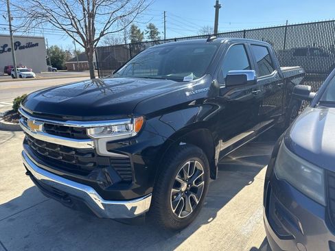 Used 2023 Chevrolet Silverado 1500 LT image 4