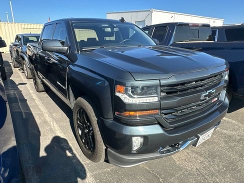 Used 2018 Chevrolet Silverado 1500 LT w/ All Star Edition AWD/4WD image 2