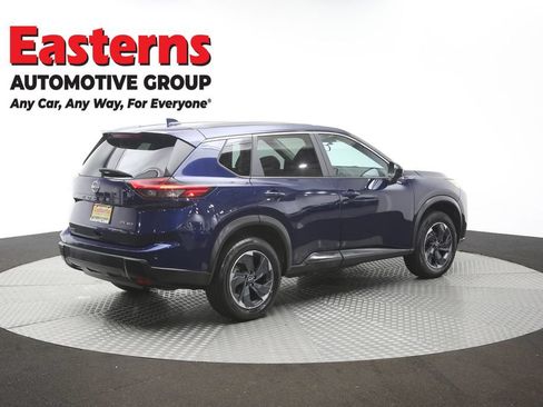 Used 2024 Nissan Rogue SV AWD/4WD image 41