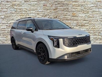 New 2026 Kia Carnival SX