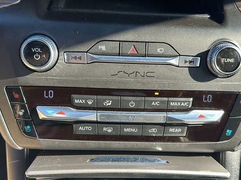 Used 2020 Ford Explorer Limited w/ Class III Trailer Tow Package image 26