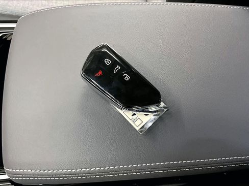 New 2026 Volkswagen ID.4 Pro image 33