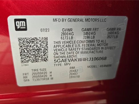 Used 2024 Buick Enclave Essence w/ Experience Buick Package AWD/4WD image 29