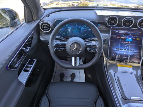 New 2026 Mercedes-Benz GLC 300 image 16