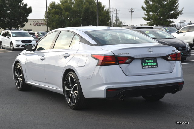 Used 2024 Nissan Altima 2.5 SR FWD image 4