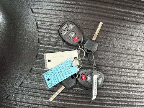 New 2025 Chevrolet Express 3500 Extended w/ Driver Convenience Package image 32