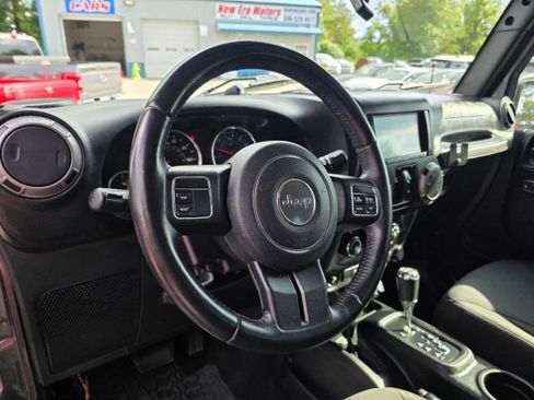 Used 2016 Jeep Wrangler Unlimited Sport w/ Quick Order Package 24S AWD/4WD image 13
