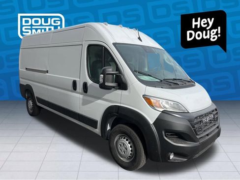 New 2026 RAM ProMaster 2500 w/ Convenience Group image 8