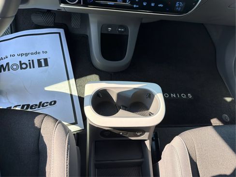 Certified 2024 Hyundai Ioniq 5 SEL AWD/4WD image 16
