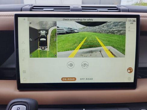 New 2025 Land Rover Defender 90 X-Dynamic SE image 20