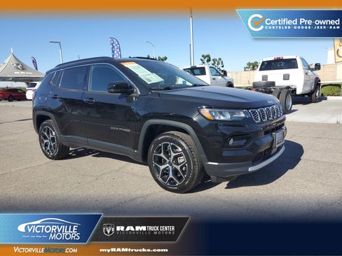 Certified 2025 Jeep Compass Limited AWD/4WD image 1
