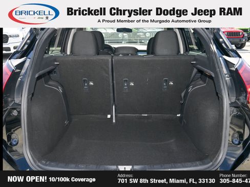 Used 2021 Nissan Kicks SV FWD image 9
