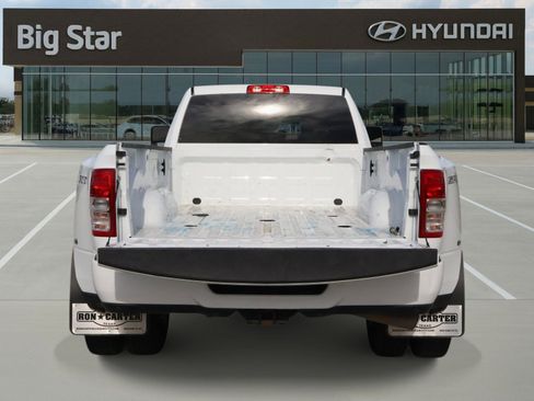 Used 2024 RAM 3500 Lone Star w/ Sport Appearance Package AWD/4WD image 8