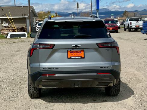 New 2026 Chevrolet Equinox ACTIV AWD/4WD image 4
