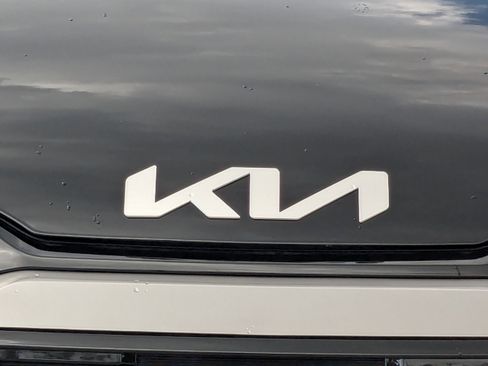 New 2026 Kia Sportage EX FWD image 13