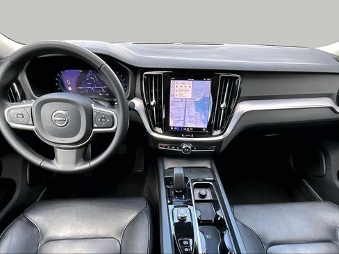Used 2023 Volvo S60 B5 Core FWD image 16