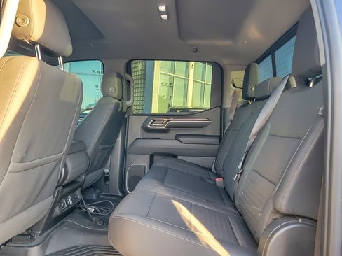 Certified 2022 Chevrolet Silverado 1500 LT image 9