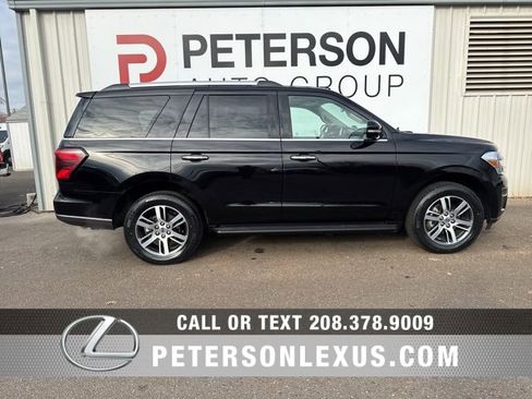 Used 2024 Ford Expedition Limited image 2