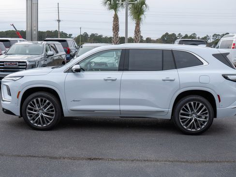 New 2026 Buick Enclave Avenir w/ Super Cruise Package image 6
