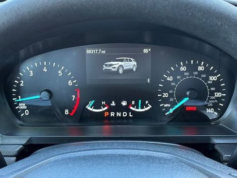 Used 2022 Ford Explorer 2WD image 29