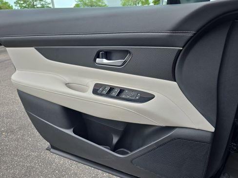 New 2025 Nissan Murano SV image 26