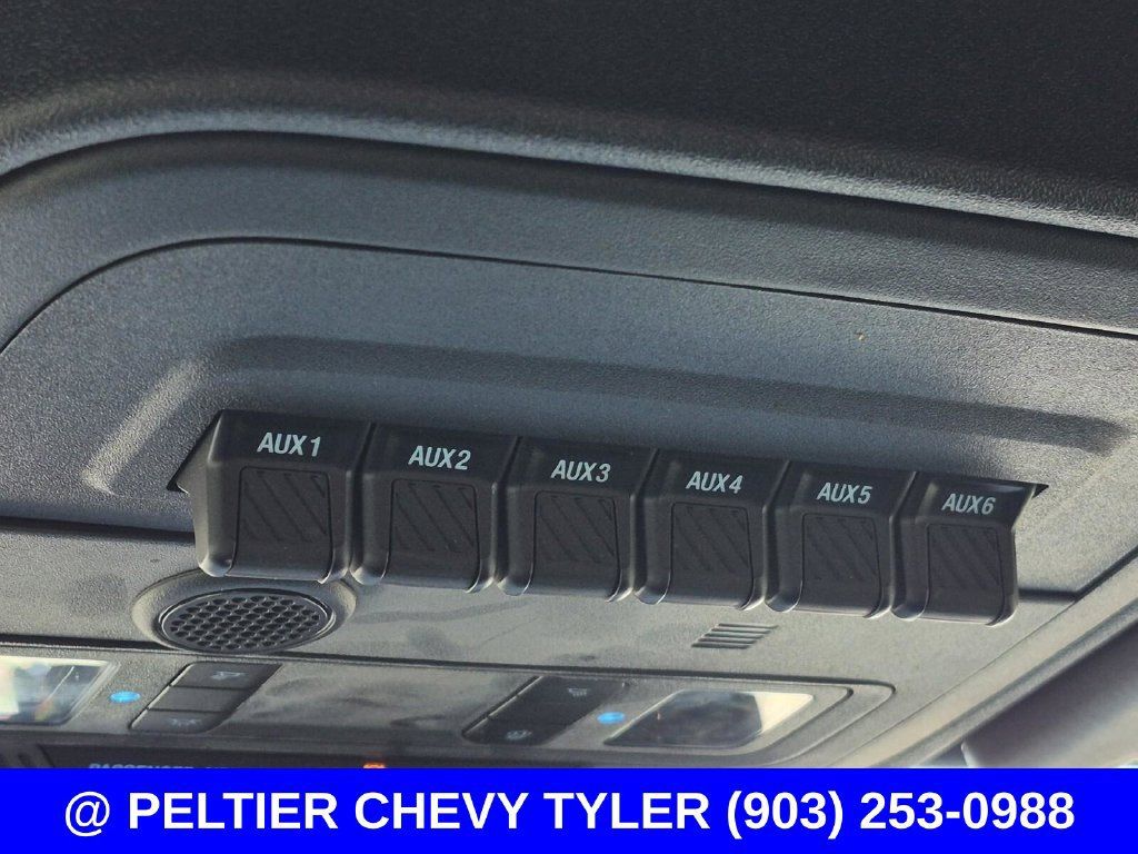Used 2023 Ford Bronco Wildtrak AWD/4WD image 34