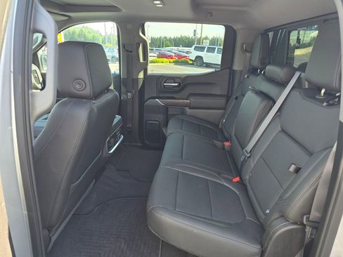 Used 2019 GMC Sierra 1500 SLT w/ SLT Premium Plus Package AWD/4WD image 10