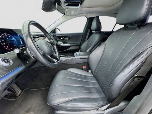 Used 2024 Mercedes-Benz E 350 4MATIC Sedan image 13