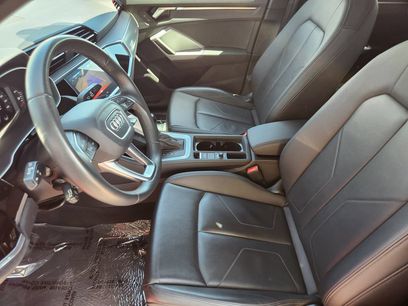 Used 2025 Audi Q3 2.0T Premium