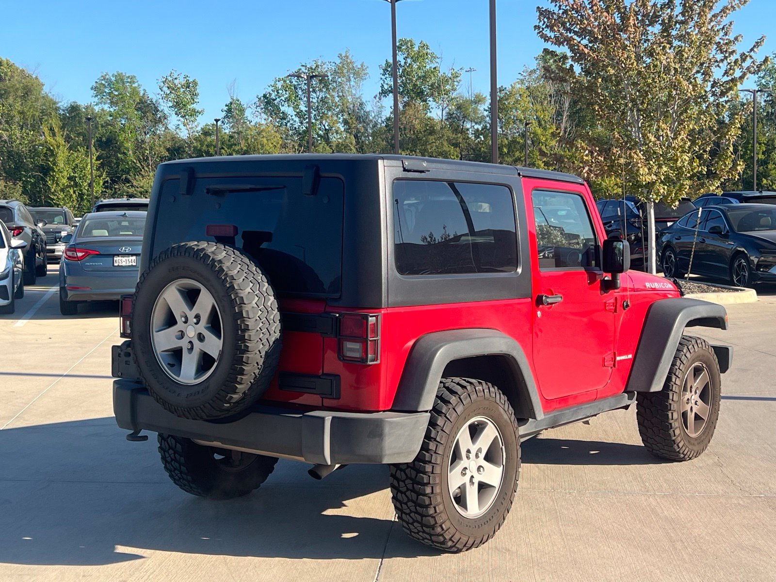 Used 2012 Jeep Wrangler Rubicon w/ PWR Convenience Group AWD/4WD image 10