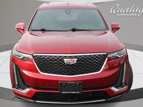 Used 2023 Cadillac XT6 Premium Luxury w/ Technology Package image 10