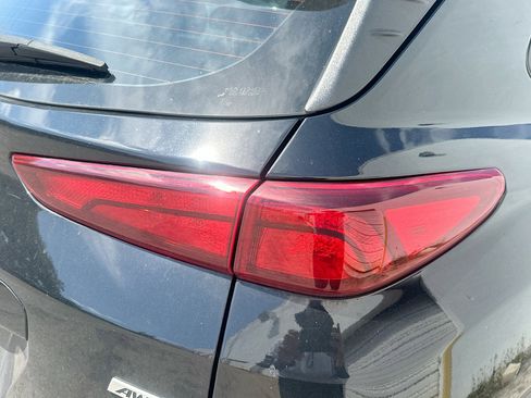 Used 2023 Hyundai Kona SE image 8