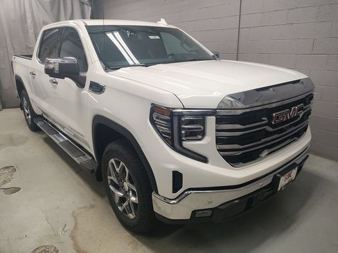 New 2026 GMC Sierra 1500 SLT w/ SLT Premium Plus Package AWD/4WD image 5