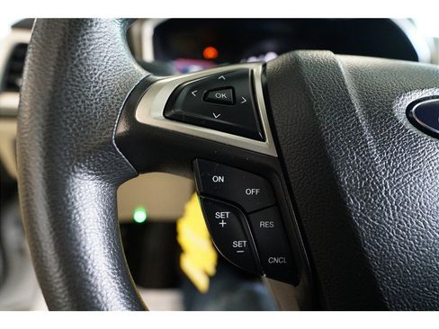 Used 2016 Ford Fusion SE image 23