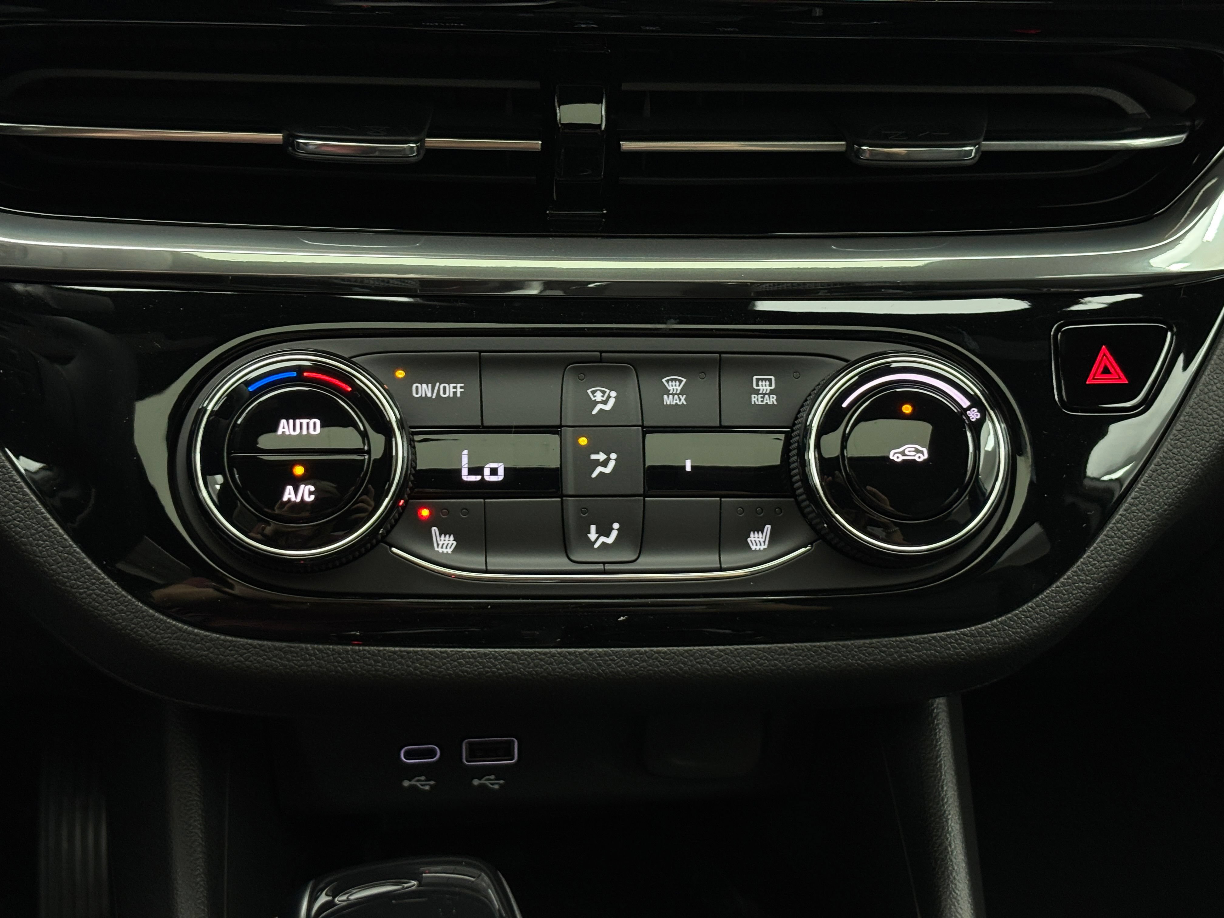 New 2026 Buick Envista Sport Touring w/ Convenience I Package FWD image 27