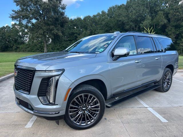 Certified 2025 Cadillac Escalade ESV Sport Platinum w/ LPO, Floor Liner Package AWD/4WD image 29