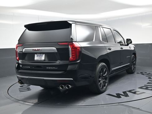 Used 2023 GMC Yukon Denali w/ Advanced Technology Package image 9