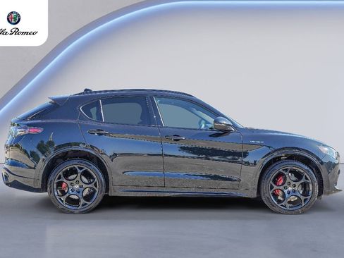 New 2025 Alfa Romeo Stelvio Sprint w/ Veloce Package AWD/4WD image 4