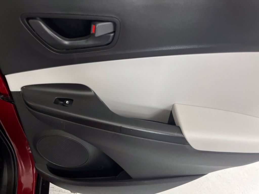 Used 2022 Hyundai Kona SEL w/ Cargo Package FWD image 53