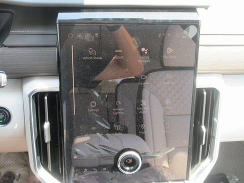 New 2026 GMC Acadia Denali w/ Super Cruise Package image 20