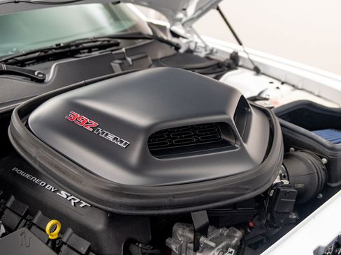 Used 2022 Dodge Challenger R/T Scat Pack RWD image 34
