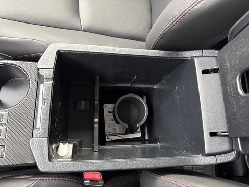 Used 2024 Toyota 4Runner TRD Off-Road Premium image 28