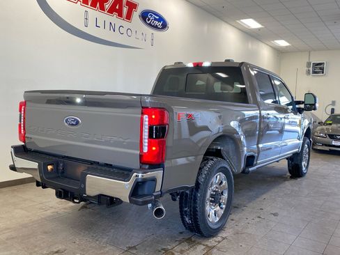New 2026 Ford F350 Lariat w/ Lariat Ultimate Package image 7