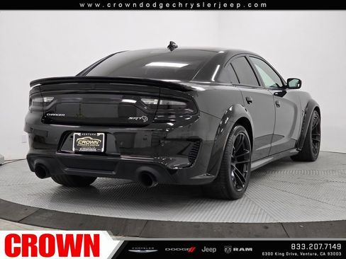 Used 2022 Dodge Charger SRT Hellcat w/ Harman/Kardon Audio Group RWD image 7